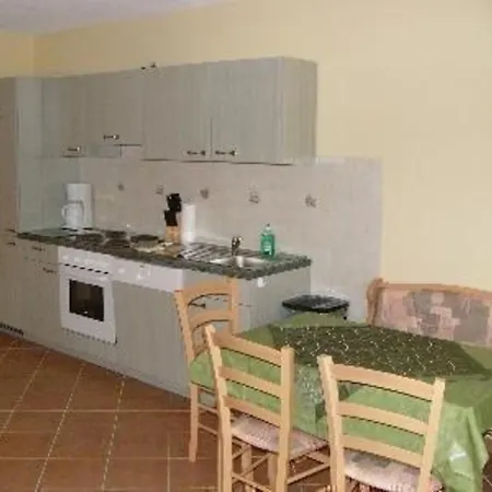 Apartamento Mit Zwei Schlafzimmern Und Terrasse Saal